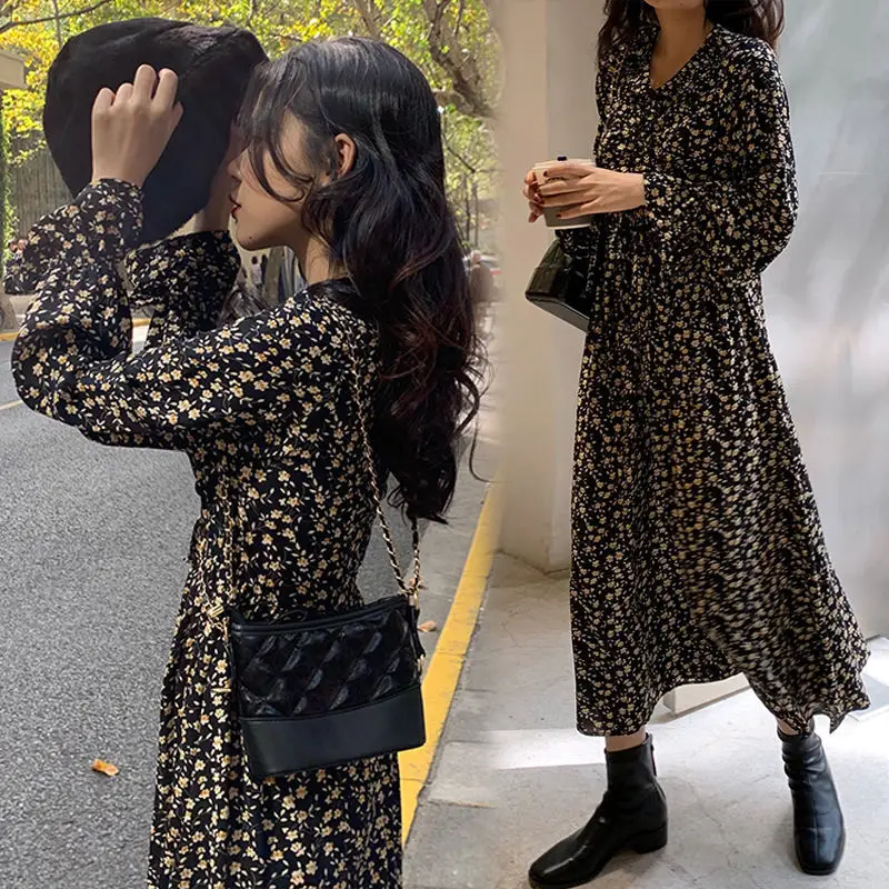 

Floral Skirt Female Spring and Autumn Korean Version of The New Inner Base Dress Temperament Waist Mid-length Skirt