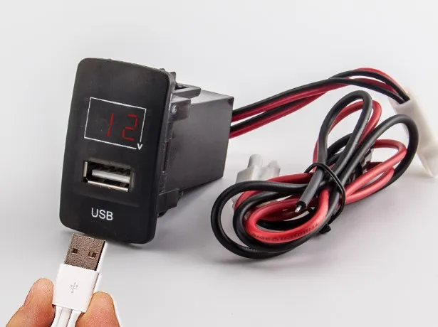 

For Isuzu DMAX pickup USB with Voltage Converter Car Charging