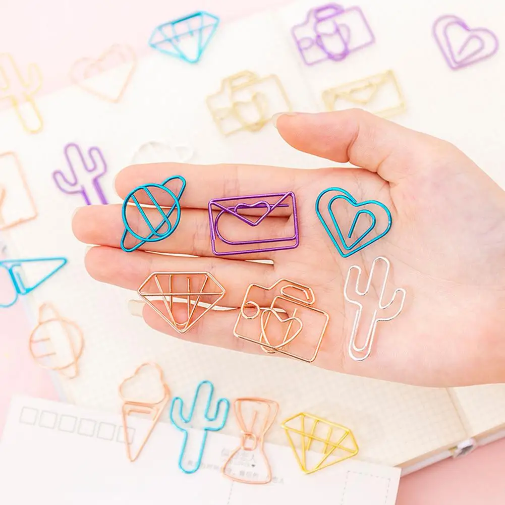 

Small Multicolor Metal Paper Clips Bookmarks Set