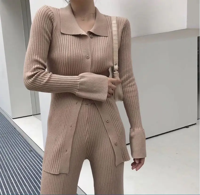 Women's Elegant Knitted Two Piece Set Ribbed Zipper Flare Sleeve Top And Elastic Waist Flare Pants Suit 4