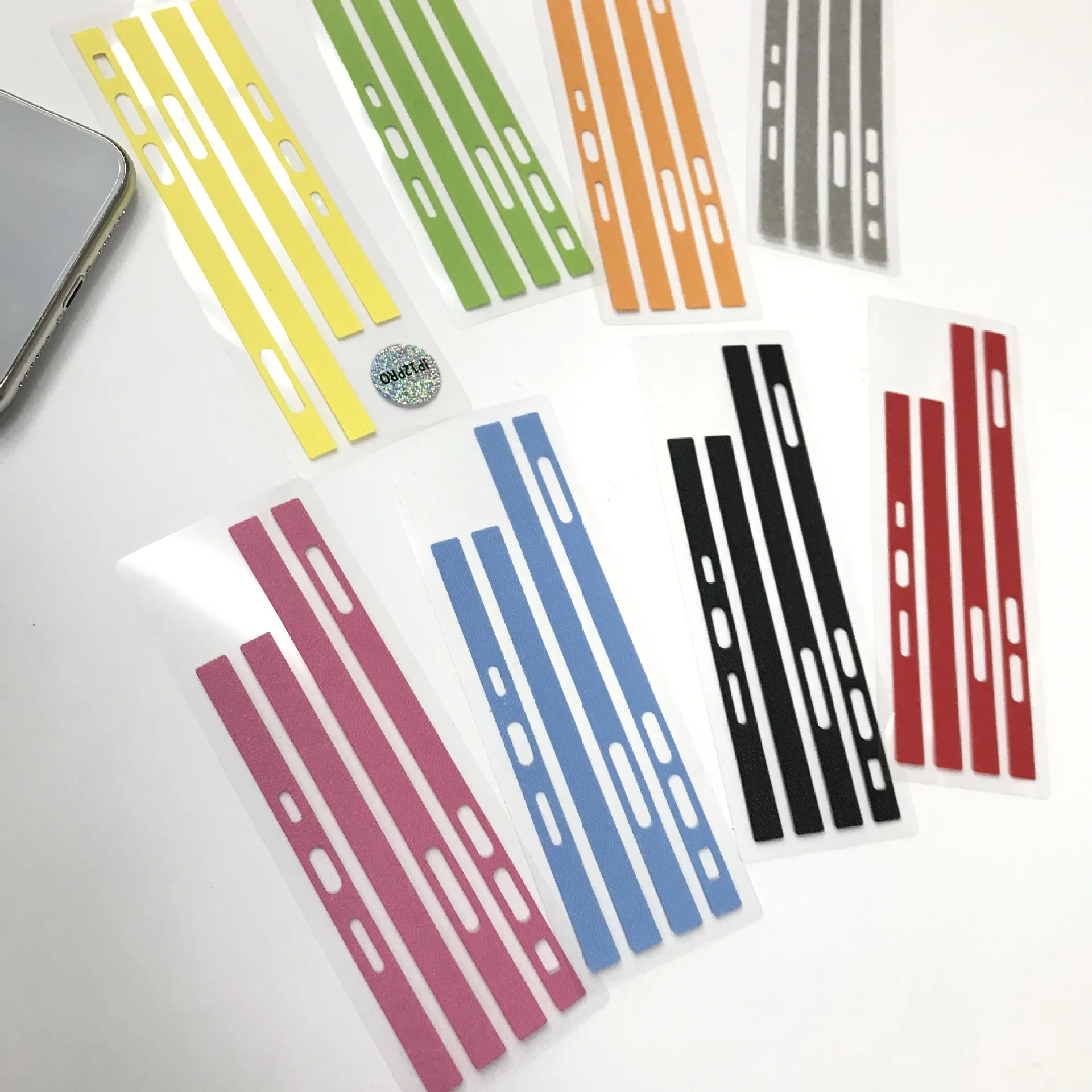 белый экран на мониторе. разбитый ноутбук. невидимый экран. 3d голографический проектор в афимолл. приватный монитор.