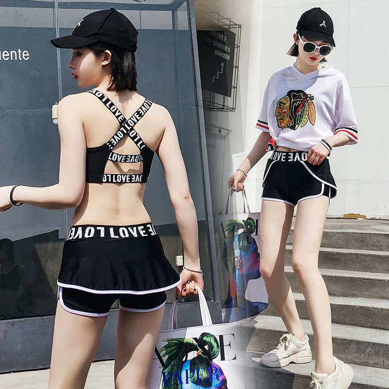 

Extra-large New Style Split Type Sports Boxer Bikini Three-piece Set Half Sleeve Blouse Slimming Women's Black And White Solid C