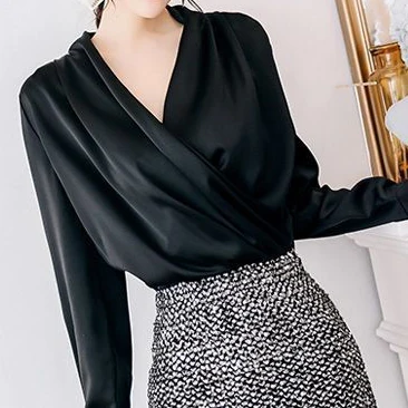 Satin long-sleeved shirt cross v-neck blouse women spring 2021 new design sense fashion  Korean shirt  ladies tops