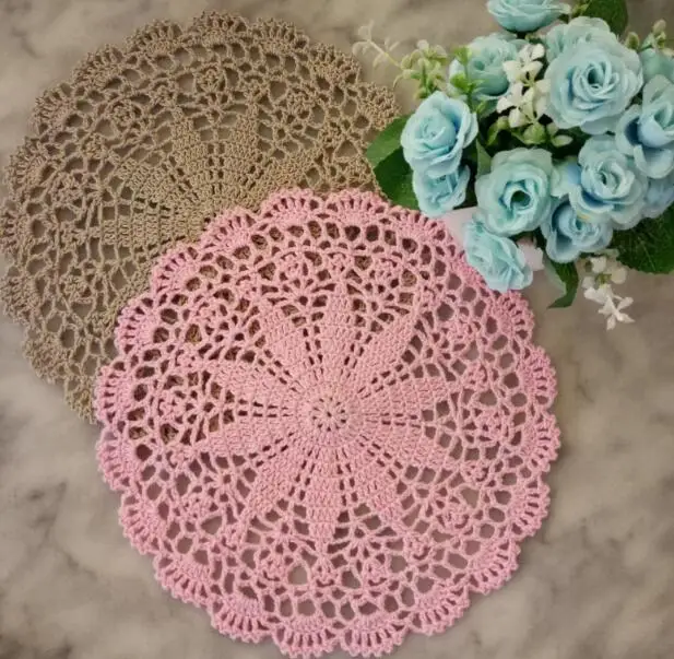 Description Picture 3 of item25CM Round Vintage Cotton Cup Coaster Mug Christmas Table Placemat Cloth Lace Crochet Tea Coffee Wedding Doily Handmade Pad
