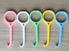 

100pcs/Lot Dental Plastic Invisible Retainer Retriever Romove Tool Aligner Take Off Brace Mixed Color