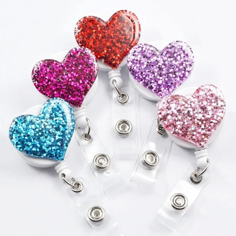 Love Heart-carrete de tarjeta de identificación retráctil, Clips para insignia de enfermera, soporte de identificación, cordón para llaves