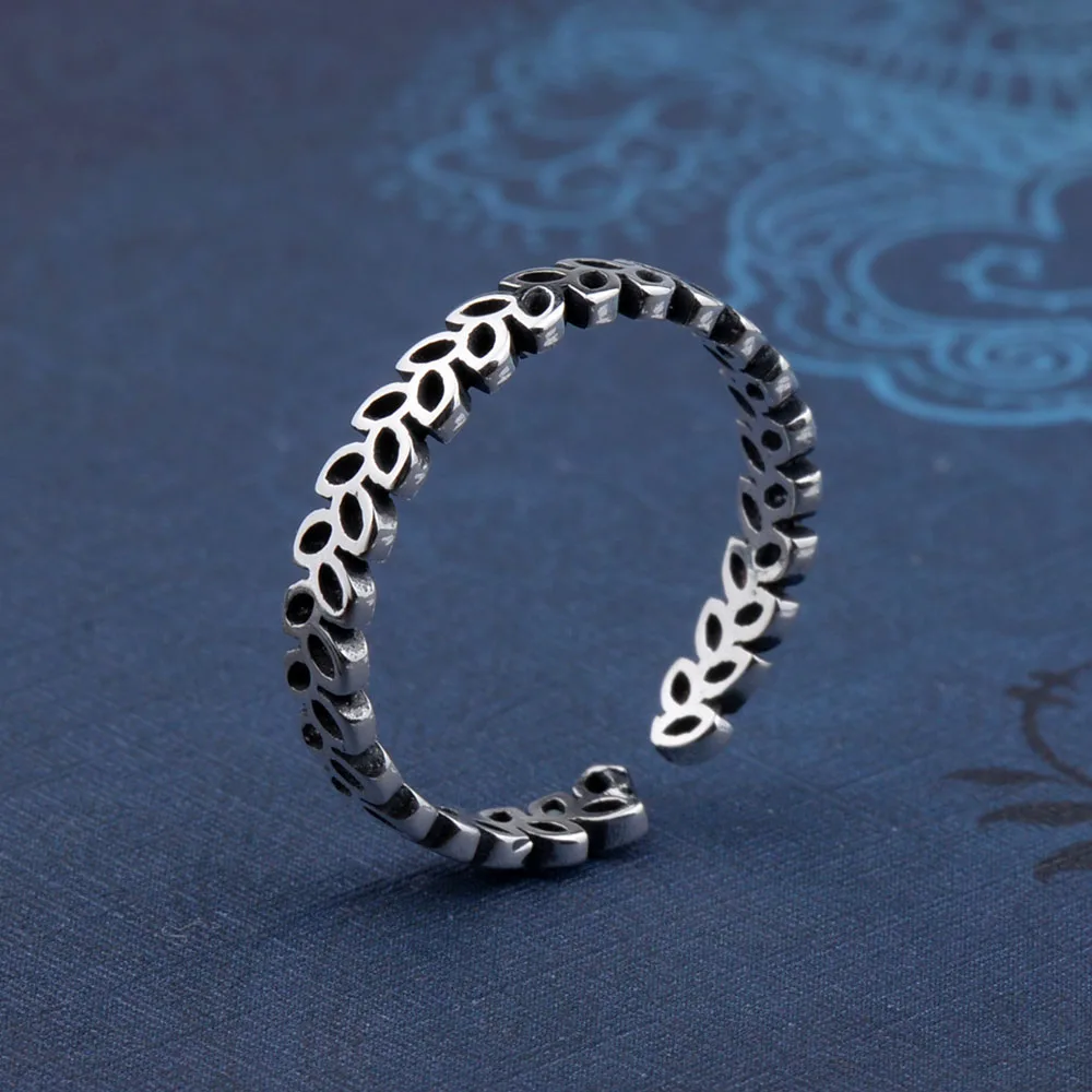 MYTHIC AGE Real 925 Sterling Silver Ethnic Leaves Vintage Re sizable