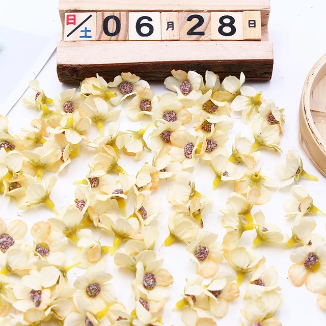 50&100pcs Mini Silk Multicolor Daisy Artificial Flower Heads For Wedding Wreath Scrapbooking DIY Gifts Candy Box Home Decoration Yellow