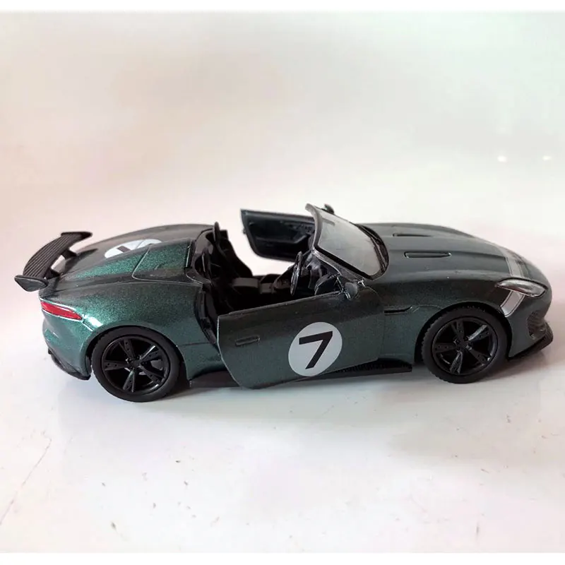 Jaguar F-TYPE Project 7 (8)