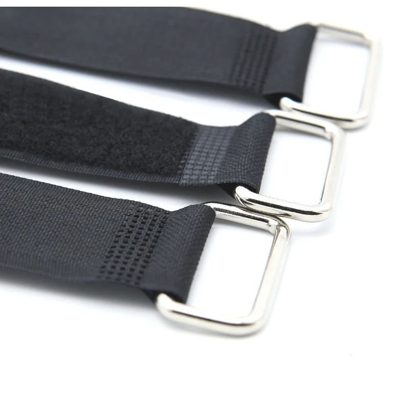 Nylon-material-packing-straps-tied-with-black-iron-buckle-buckle-Velcro-straps-straps-clothing-items-storage (2)