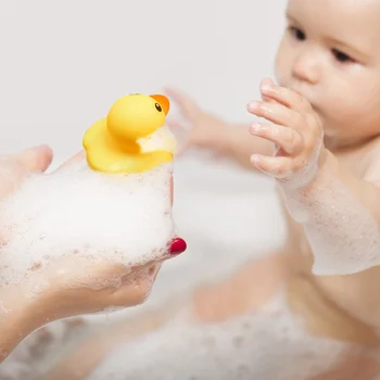 

Rubber Duck Animal Beach Swim Toy 15/5pcs/bag Bathroom Baby Bath Toy Bathroom Interactive Water Spray Beach Toy for Children
