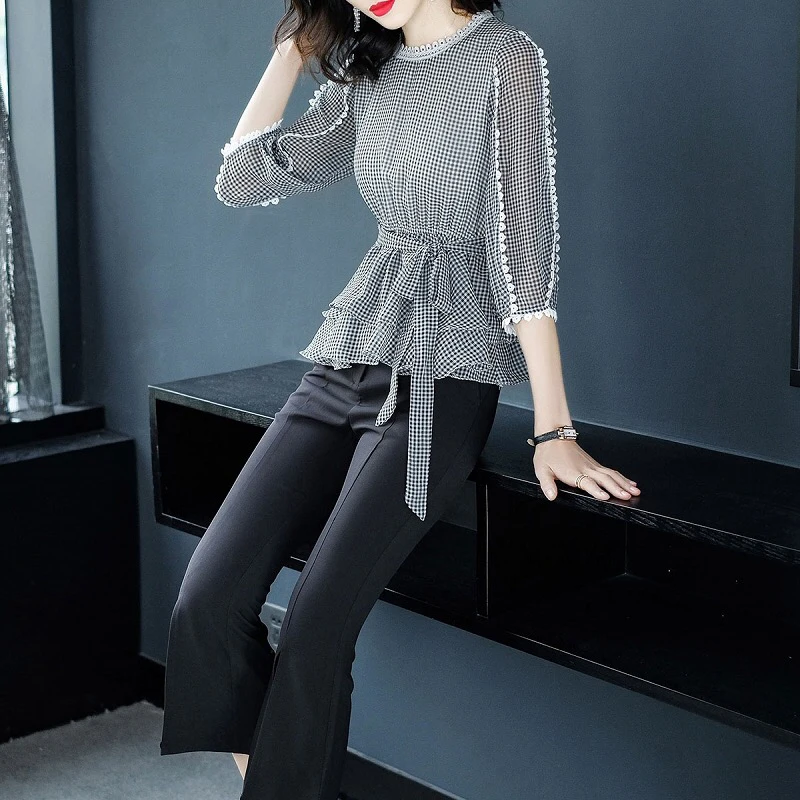 Women Spring Summer Style Chiffon Blouses Shirts Lady Casual O-Neck Plaided Printed Lantern Sleeve Blusas Tops DF3015
