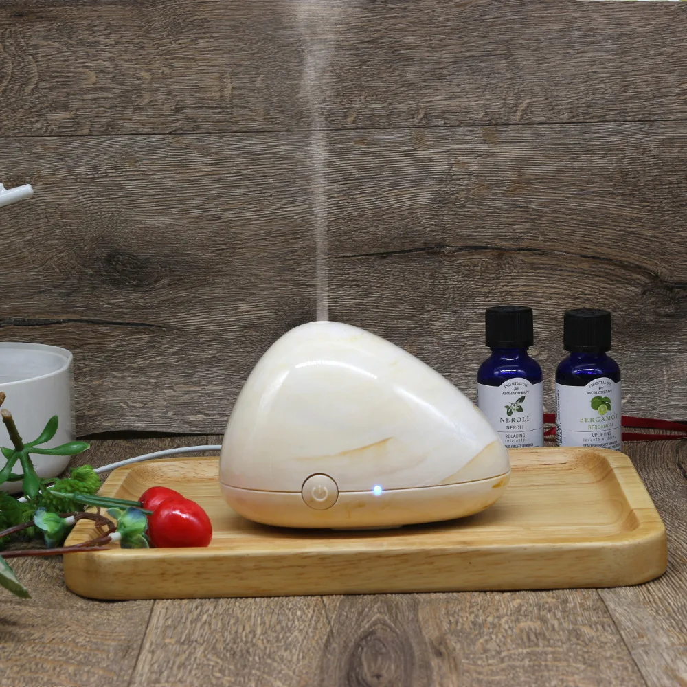 

Creative Car Mounted Essential Oil Aroma Diffuser USB Ultrasonic Small Portable Humidifier Mini Automatic Aerosol Dispenser