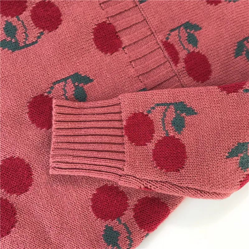 7764843935_381633226