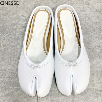 

2020 Women Split Toe Flats Half-Dragging Slippers Woman Soft Female Leisure Ninja Outwear Slip-On Lady Shoes