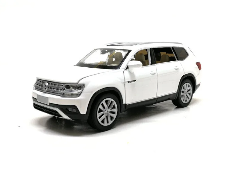 НОВАЯ литая под давлением 1:32 масштабные модели автомобилей металлическая модель звук и свет оттяните назад SUV 7 дверей можно открыть для детей