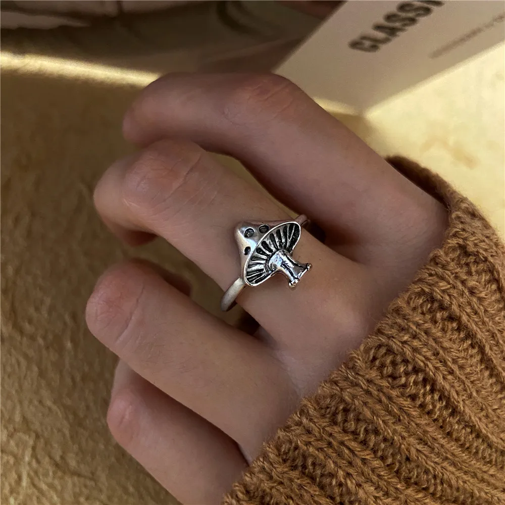 Punk Gothic Heart Ring Set for Women Black Dice Vintage Spades Ace Silver Plated Retro Rhinestone Charm Billiards Finger Jewelry
