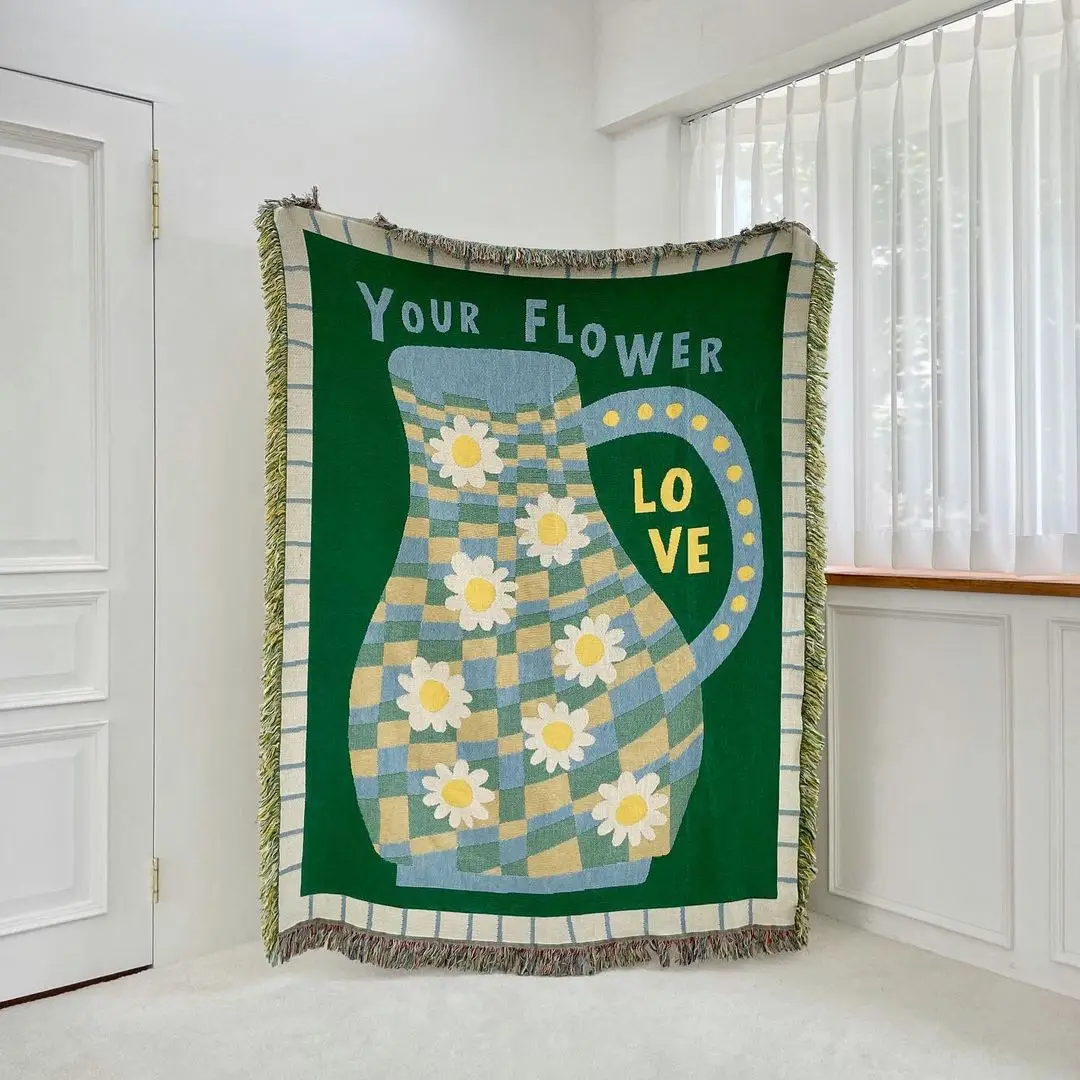 Soft Vase Blanket for Camping Beautiful Flower Picnic Blankets Universal Sofa Bed Cover with Tassel | Дом и сад