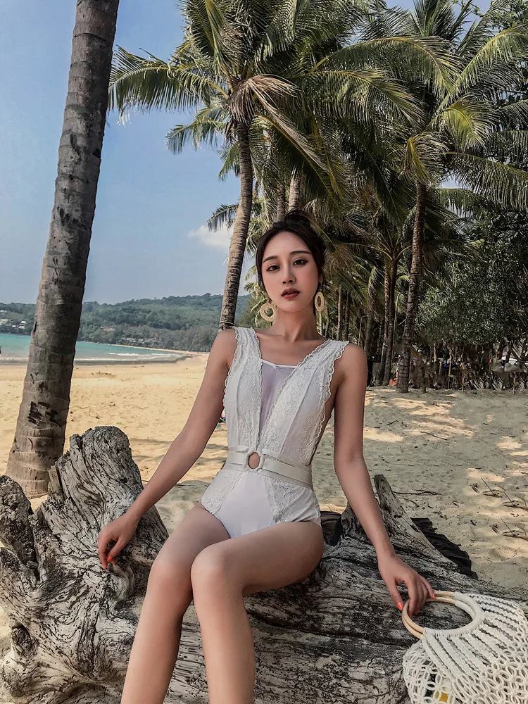 13277316001_1072356743