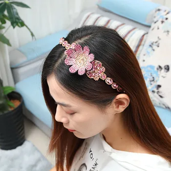 

Women's Headband Korean Fashion Flower Hair Band Non-slip Border Color Rhinestone Crystal Girl Sweet Hair Card Hair Accessory
