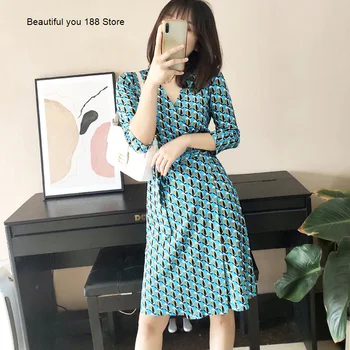 

Light mature style 2020 new style blue printed dress women's V-neck waist wrap skirt one-piece temperament