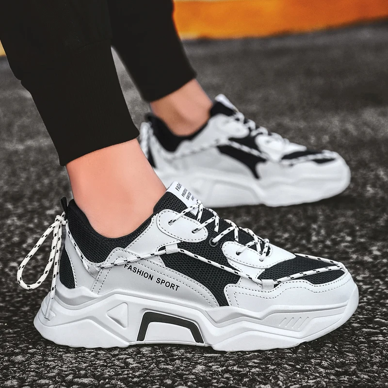 

2020 new high-quality men's casual shoes all season breathable indestructible sneakers men mixed color walking daddy shoes men