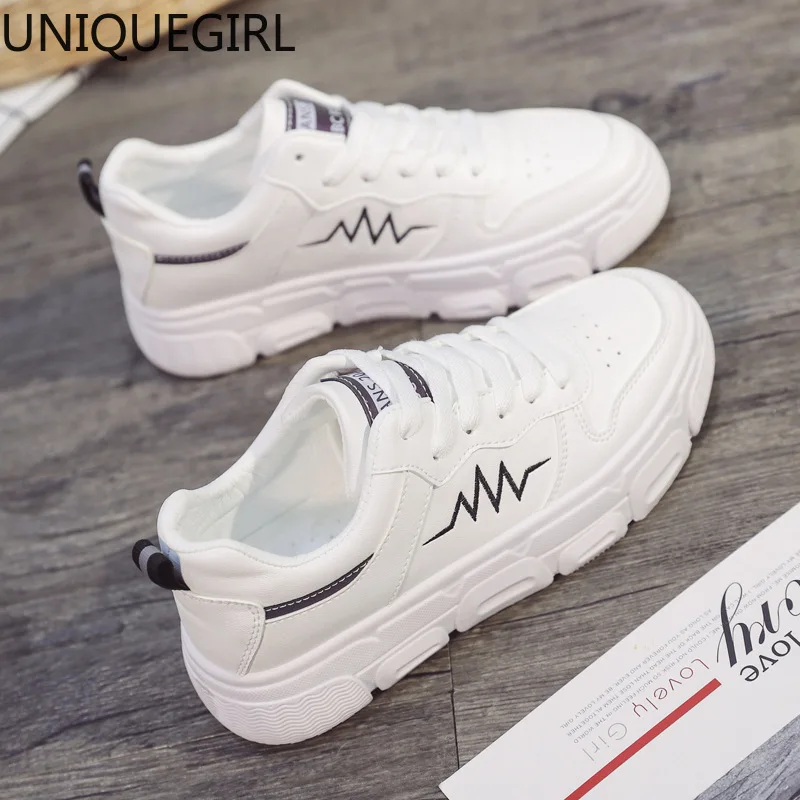

2020 Spring New Small White Shoes Female Korean Version of The Hundred Tie with Students Board Shoes To Increase The Shoes Girl