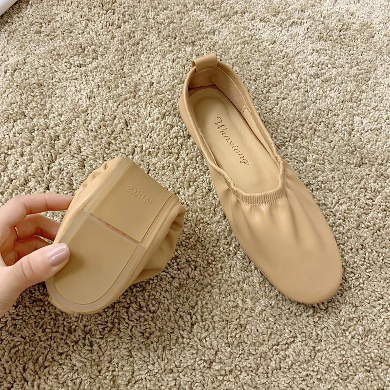 Brief solid leather flats pleated soft bottom round toe comfy shoes woman fresh elastic moccasins slip on shallow lazy loafers