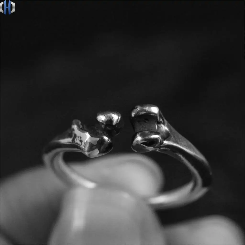 

Original Design Handmade 925 Sterling Silver Cavity Tuning Bone Ring Opening Personality Bone