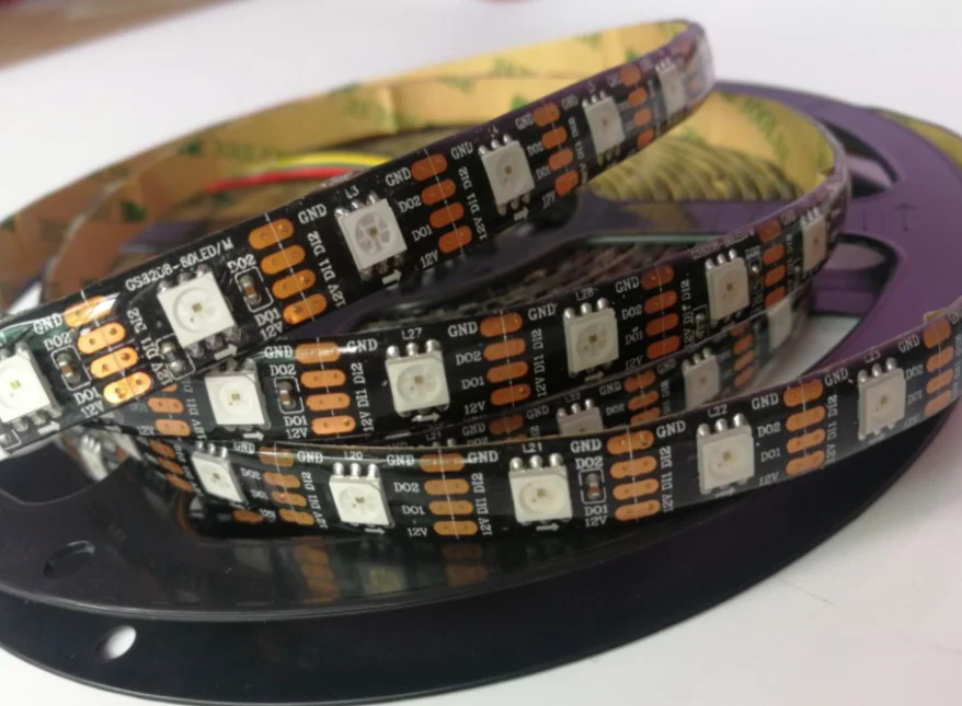 GS8208 адресуемых IC Черный и белый PCB 60 пикс./м GS8208 LC8808S 5050SMD цветных(RGB) светодиодных лент