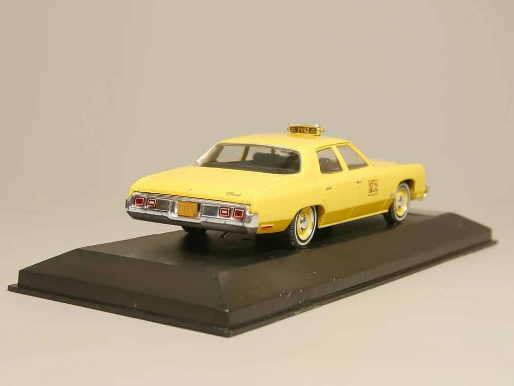 Премиум X 1:43 Chevrolet Bel Air New York Taxi 1973 литьевая модель автомобиля| |