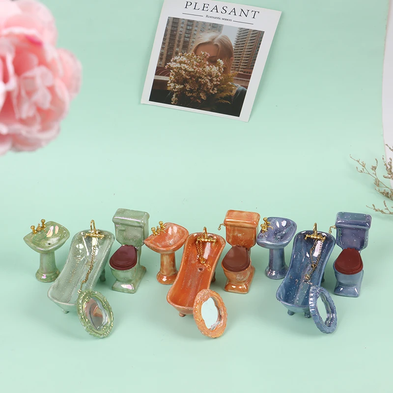 

4pcs/set Bathroom Decoration Toilet Bathtub Set Dollhouse Miniature Accessory Doll House 1:12 Scale Miniatures