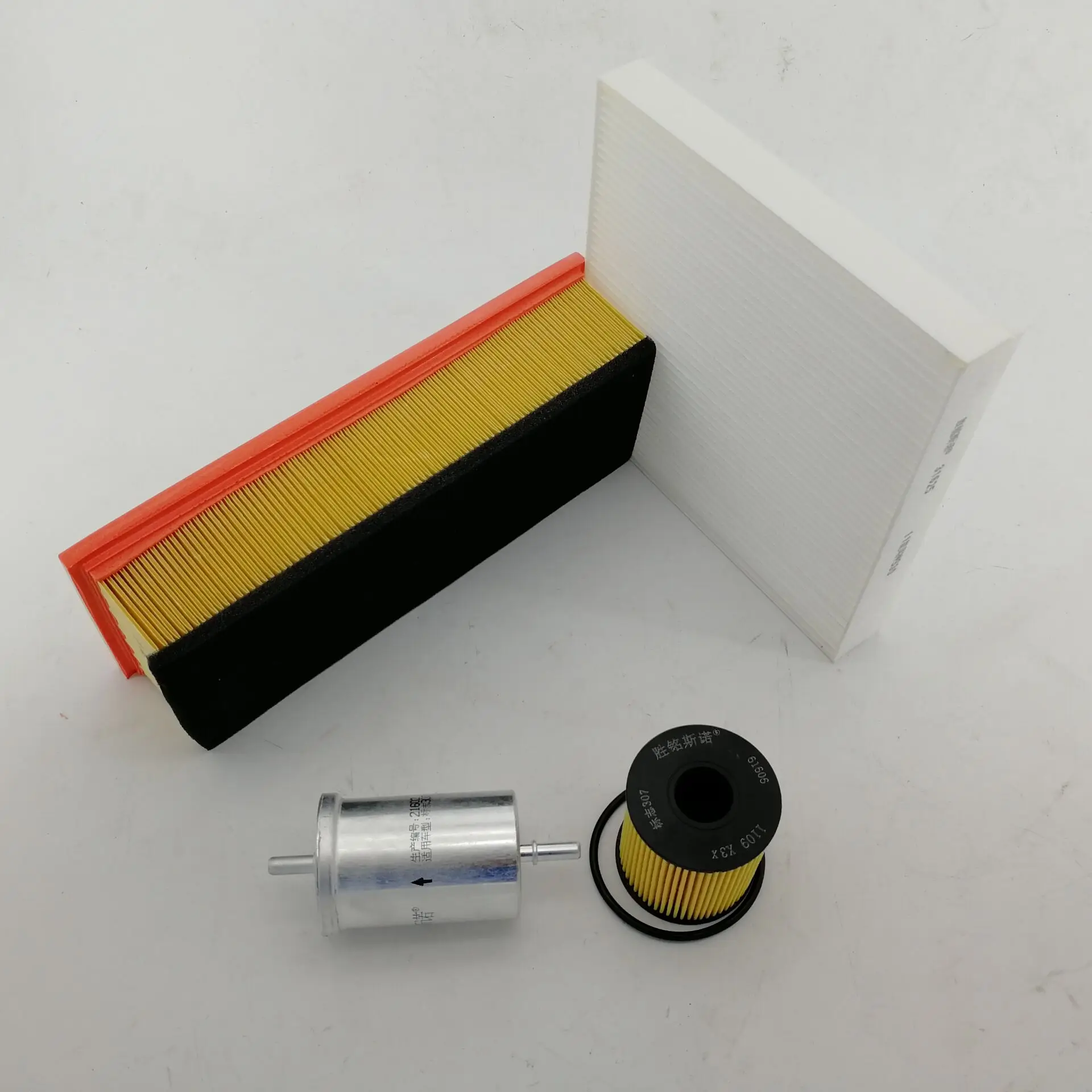 4 pieces a set Air filter oil filter Air conditioning Fuel for DFM AEOLUS S30 FENGSHEN S30 1.6L