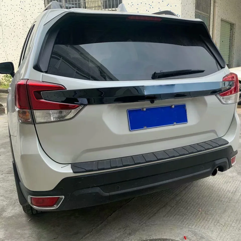 Крышка багажника из нержавеющей стали для Subaru Forester SK 2019|Хромирование| |