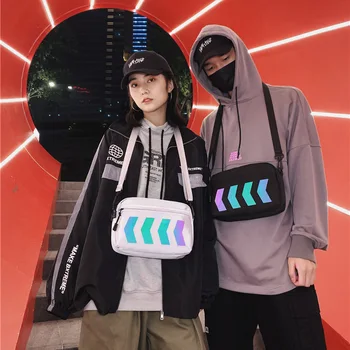 

Leisure one shoulder bag, women's large capacity street fashion messenger bag, men's versatile ins bag, 2020 new fashion bag