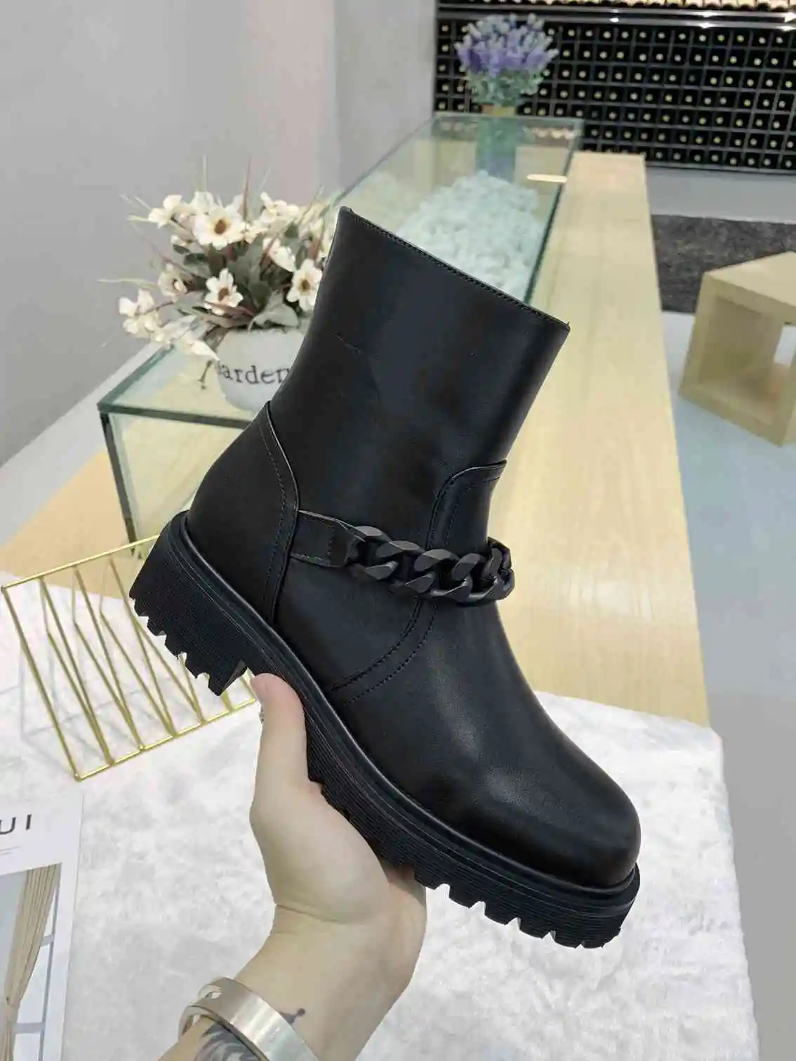 Ботильоны для женщин; scarpe donna; женская обувь с цепочкой; Цвет Черный; Zapatos De Mujer; низкий каблук; круглый носок; botas mujer; слипоны; женские ботинки