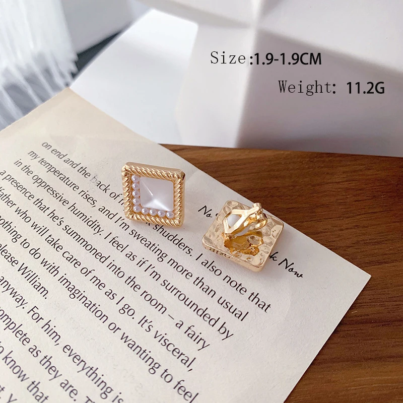 Pear Clip on-6