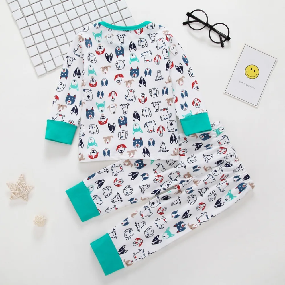 3 - FYF90712454_052829215224572445