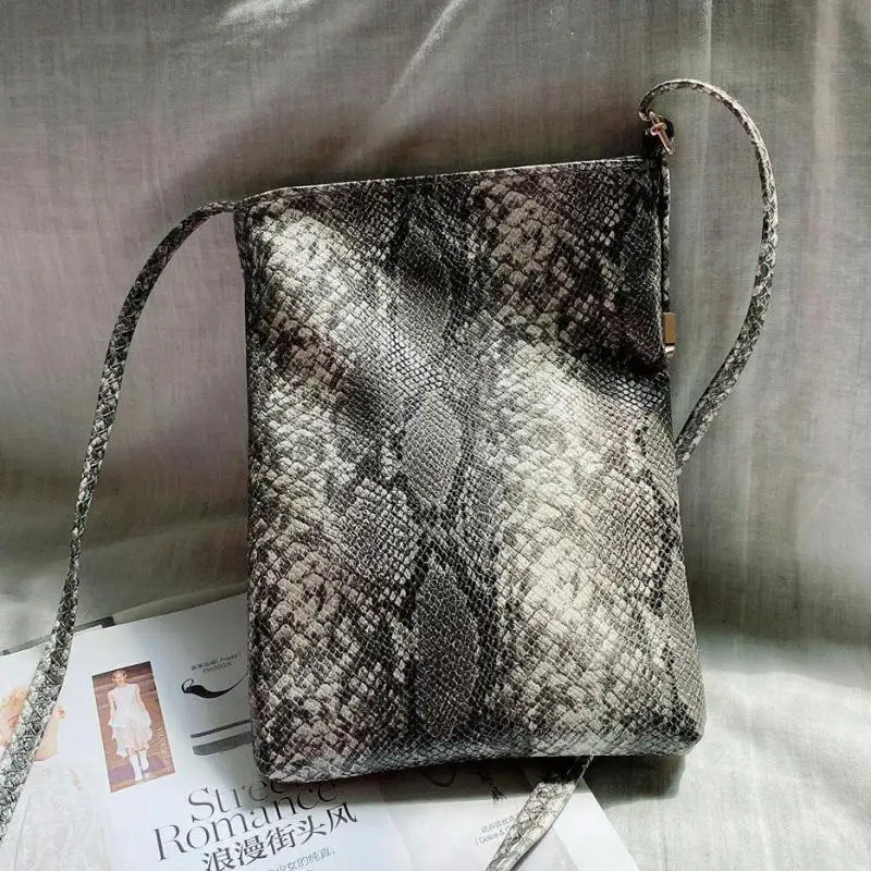 

New Vintage Serpentine Messenger Bags Ins South Korea Simple Casual Small Phone Handbag Snake Print Crossbody Bags For Women