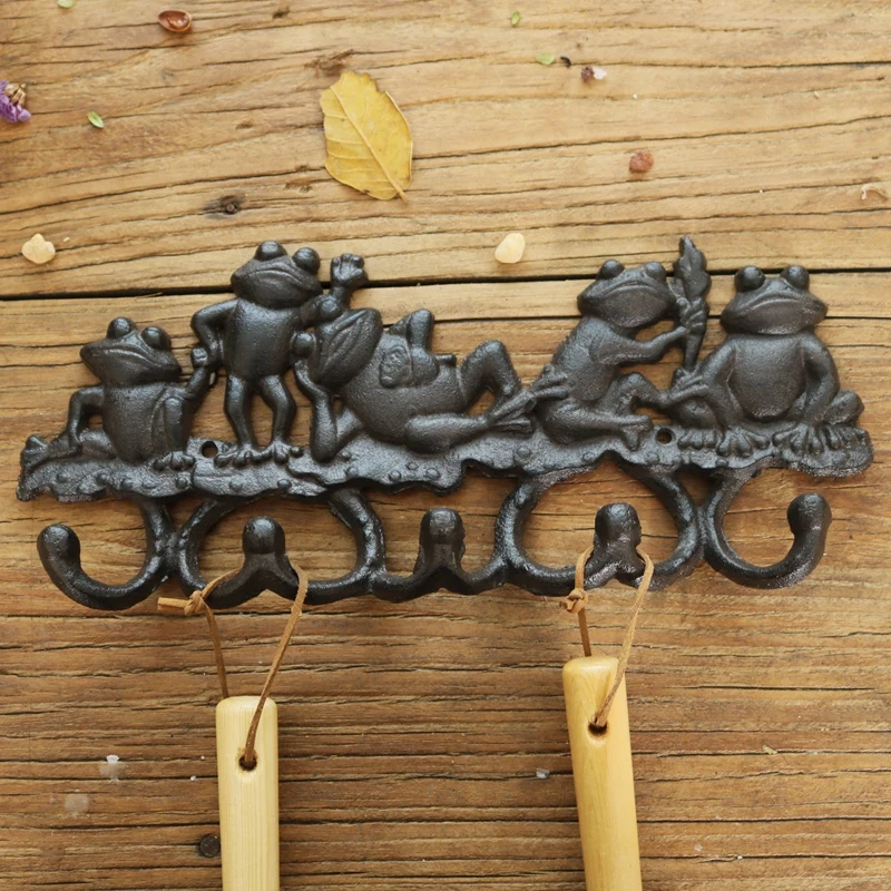 

Rustic Five Lovely Frogs Cast Iron Wall Hook With 5 Hangers European Farm House Accents Handmade Home Garden Decor Metal Rack
