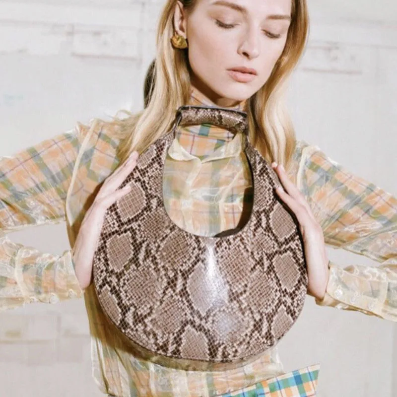 

Women's PU Round Shoulder Bag Retro Snake Pattern Design Handbag 2019 Autumn Shell Shape Hand bags Tote Ladies Clutch Bag Purse