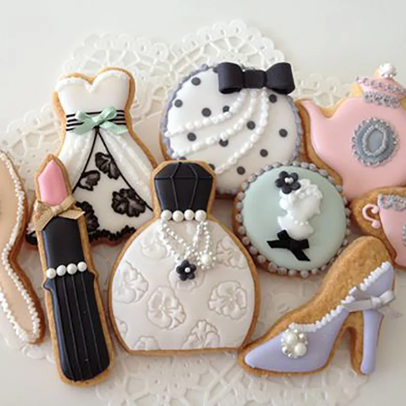 Cookie Cutter Stainless Steel Makeup Tools Biscuit Mould Lipstick Perfume Shape Fondant Cake Mold 3D Pastry