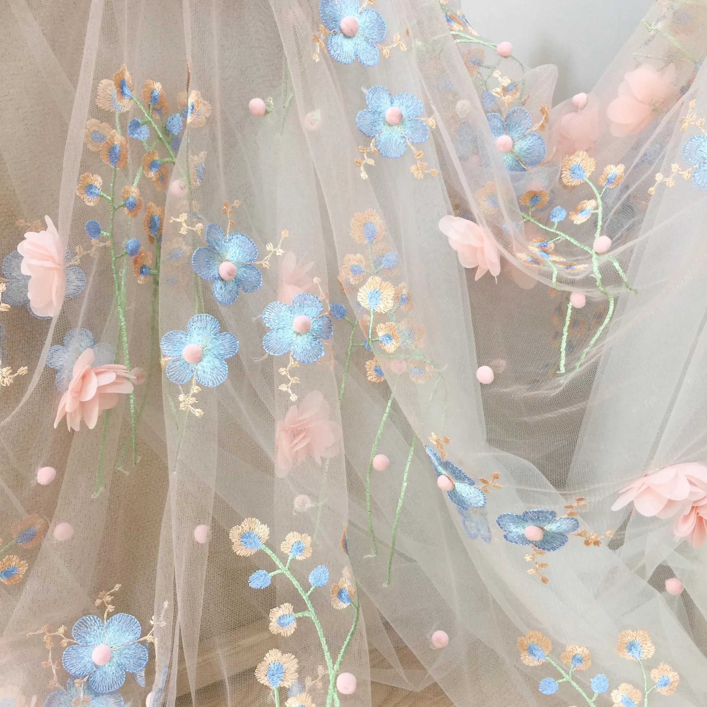 

Soft Mesh Three-dimensional Flower Embroidered Mesh Lace Fabric Wedding Dress Children's Clothing Fabric