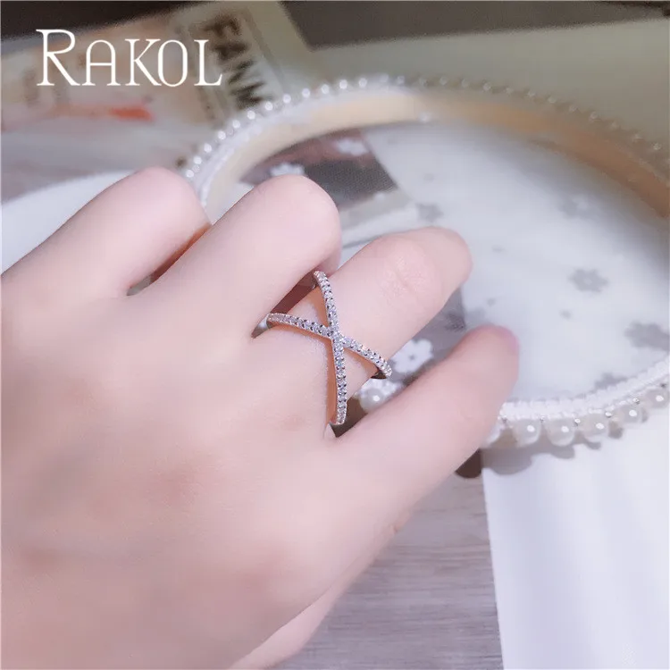 RAKOL Модные кольца для Wom буква х Форма Крест микро проложить Циркон белого золота цвет/золото цвет украшения на свадьбу, годовщину R0178