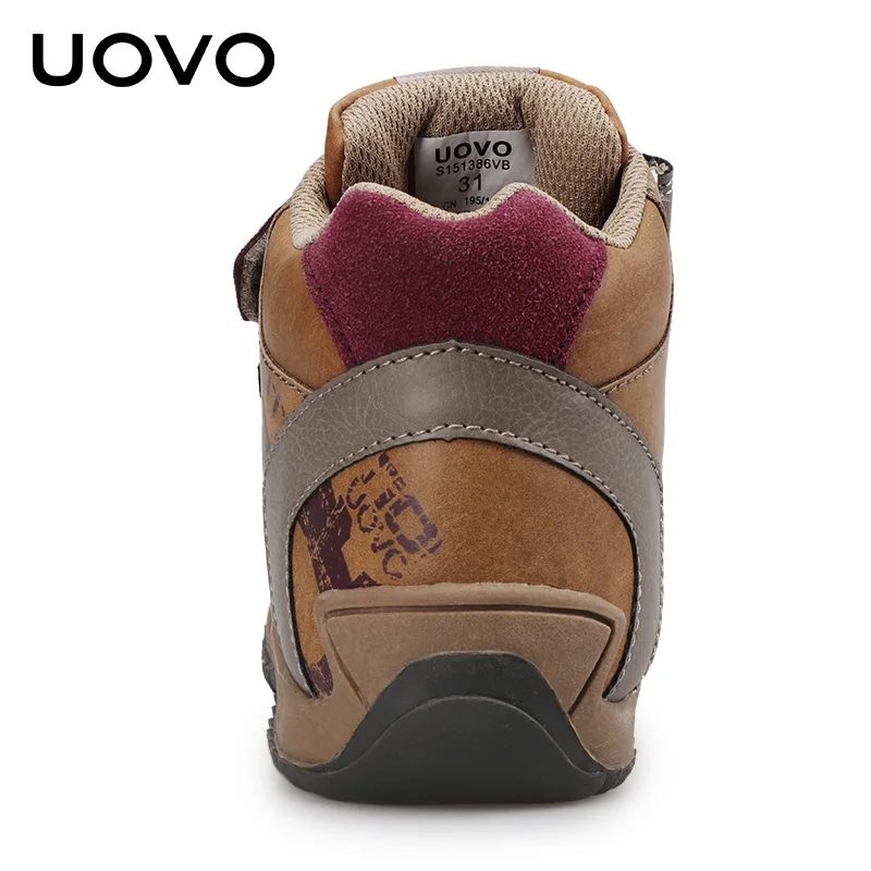 Модные ботинки средней длины для маленьких мальчиков; спортивная обувь для ходьбы и бега; Дизайнерские кроссовки с ремешком для маленьких мальчиков