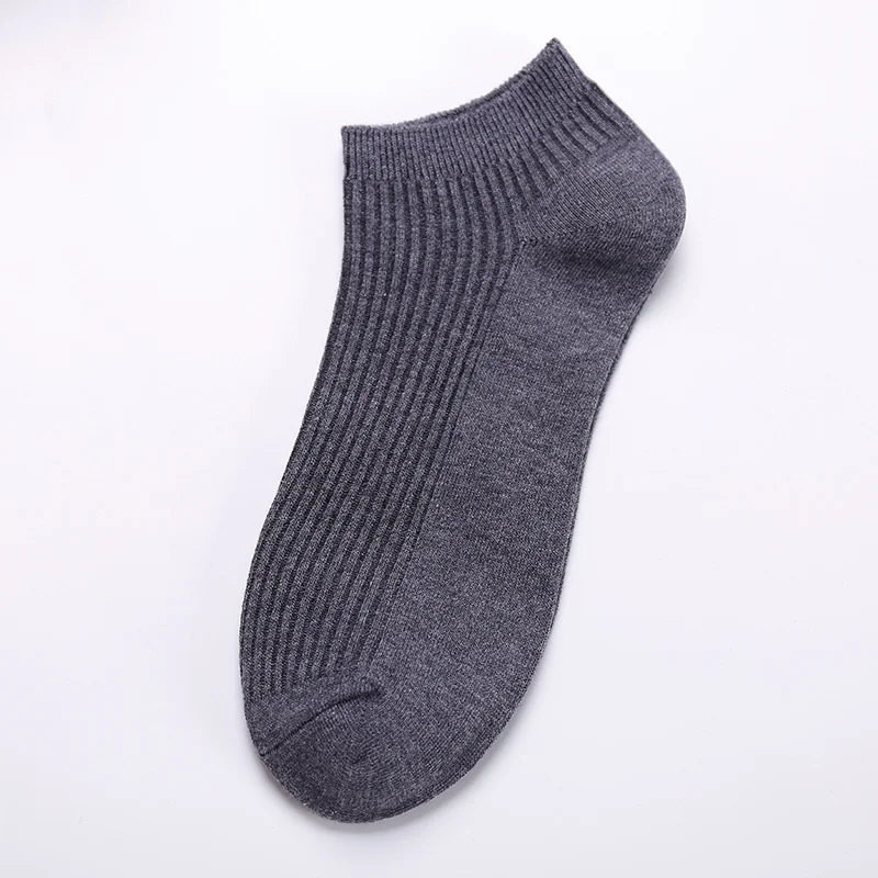 Новое поступление, мужские носки, повседневные, летние, стильные, брендовые, 5 цветов, дышащие, хлопковые носки, для шоу, мужские носки-лодочки, высокое качество, однотонные - Цвет: Темно-серый