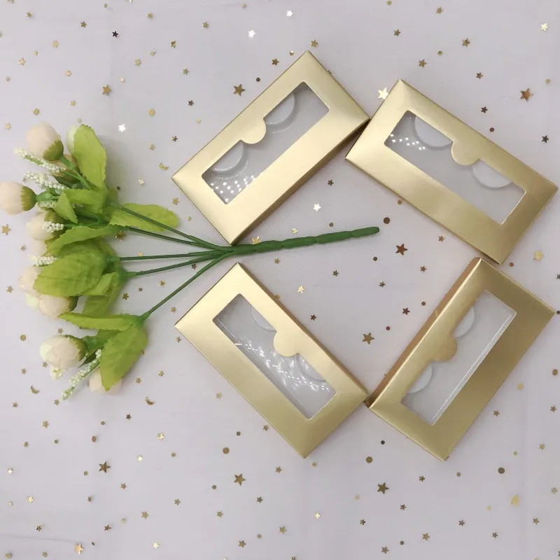 

Gold empty box with 3D 5D mink eyelashes