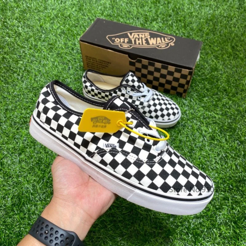 checkered vans size 7