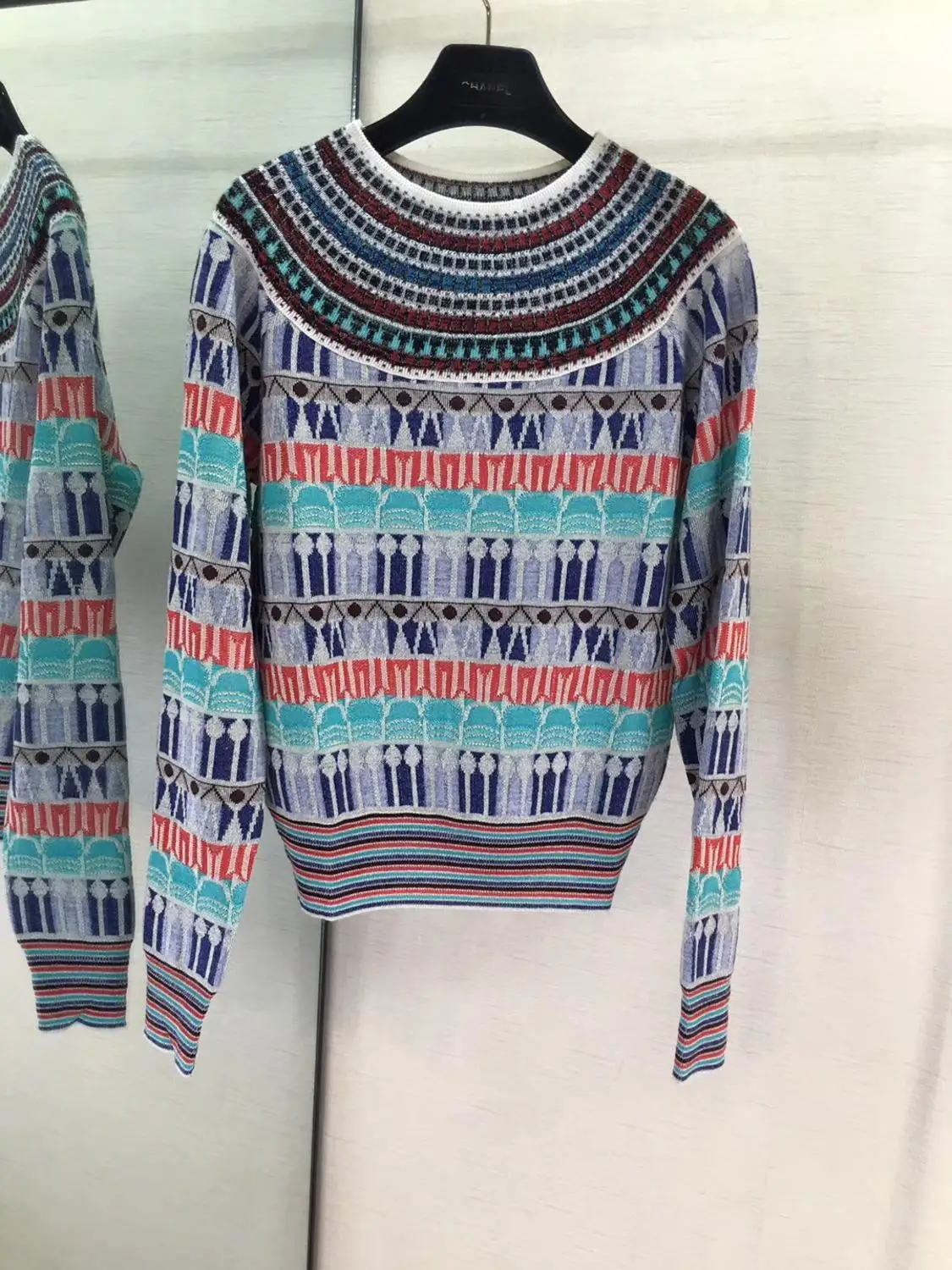 

2019 Autumn and Winter Runway Fashion Sweaters Long Sleeve Woman Female Tops