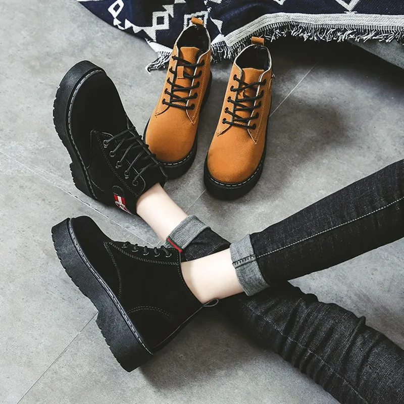 

27 10-Point Will Grab 19.9 Yuan Winter plus Velvet Martin Boots Women's Korean-style Thick Bottomed plus Velvet Boots CHIC Short